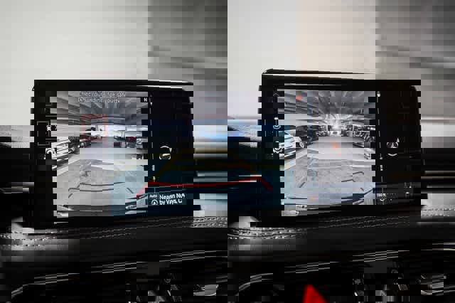 Used 2023 Genesis G70 3.3T image 25