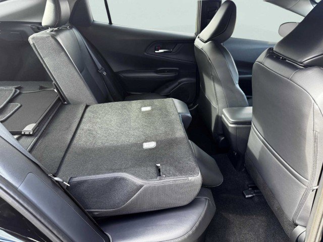 Used 2025 Toyota Prius image 52