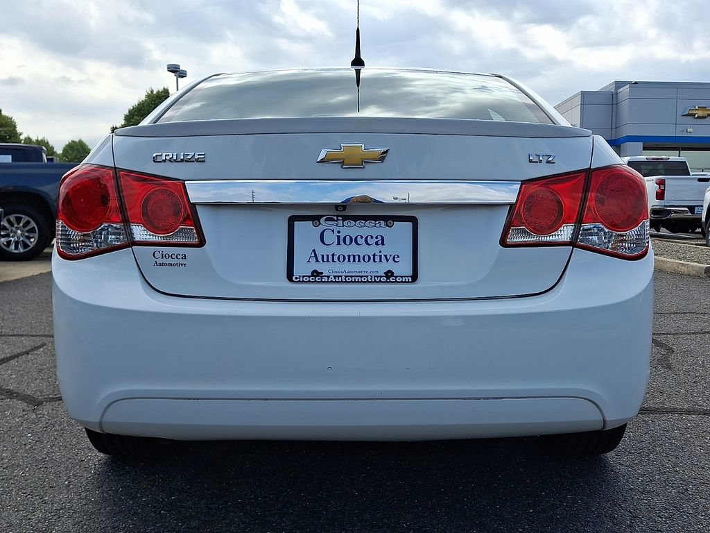 Used 2014 Chevrolet Cruze LTZ w/ RS Package FWD image 8