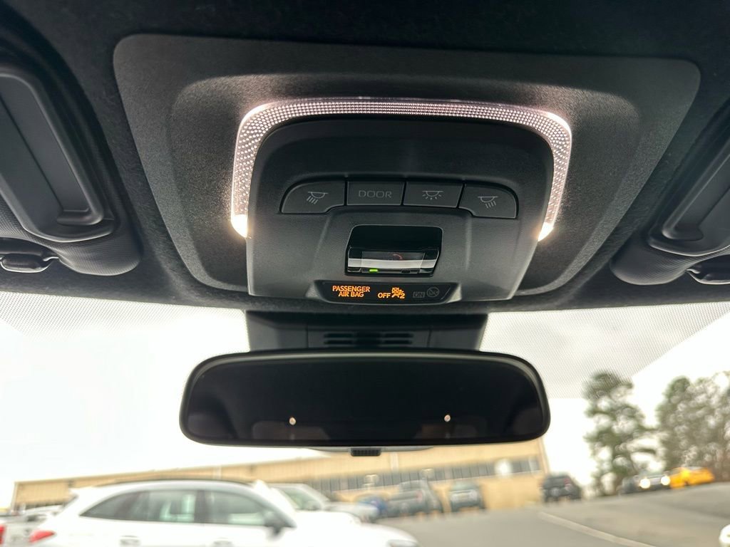 Used 2024 Toyota Corolla SE image 34