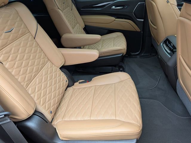 Used 2024 Cadillac Escalade Sport w/ Touring Package image 28