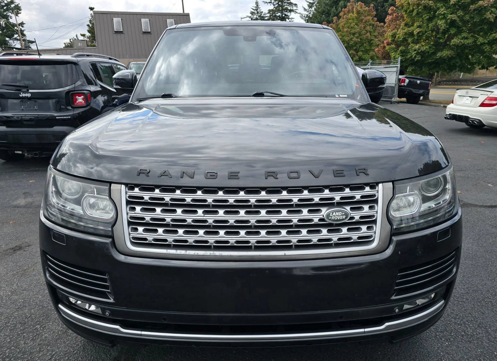 Used 2014 Land Rover Range Rover Supercharged AWD/4WD image 8