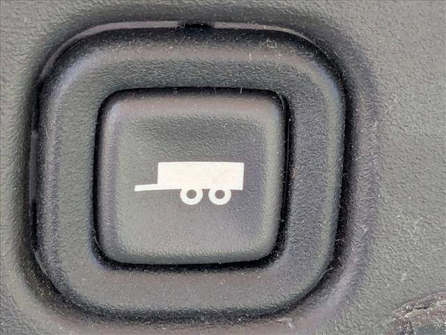 Used 2015 Chevrolet Express 2500 image 7