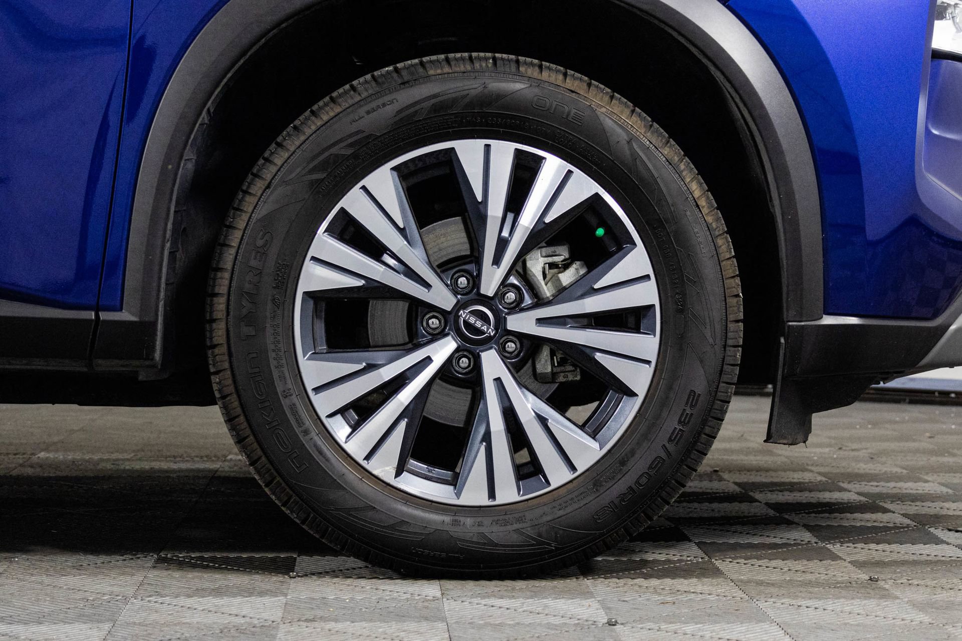 Used 2023 Nissan Rogue SV w/ SV Premium B Package image 42