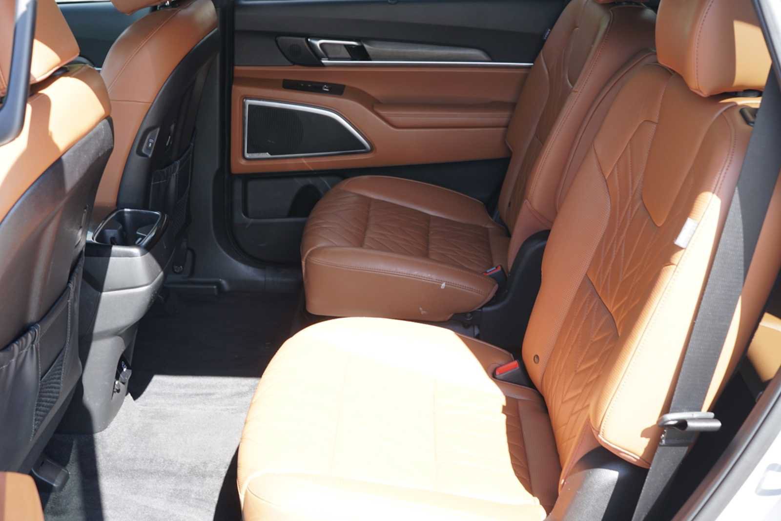 Certified 2023 Kia Telluride SX Prestige X-Pro AWD/4WD image 20