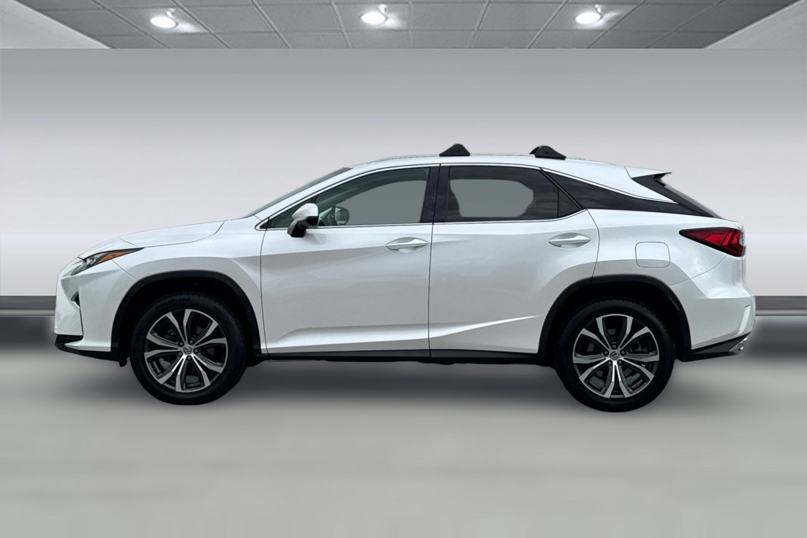 Used 2017 Lexus RX 350 FWD w/ Premium Package image 2