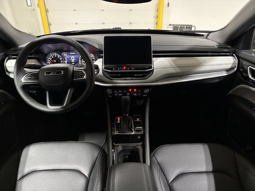 New 2026 Jeep Compass Limited AWD/4WD image 10