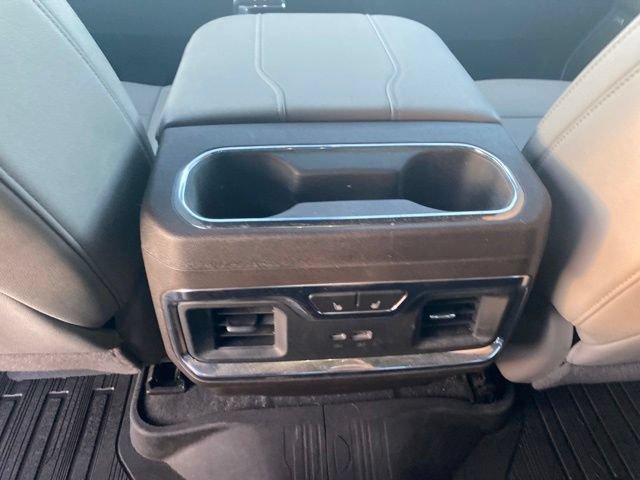 Used 2023 GMC Sierra 1500 SLT w/ SLT Premium Plus Package AWD/4WD image 13