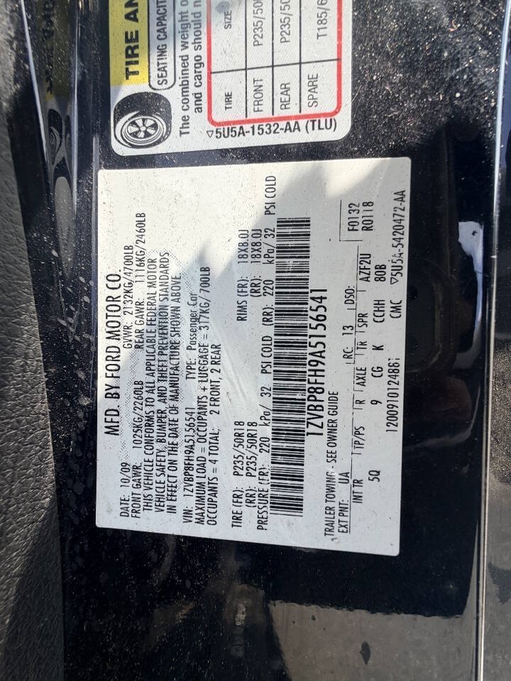 Used 2010 Ford Mustang GT Premium RWD image 38