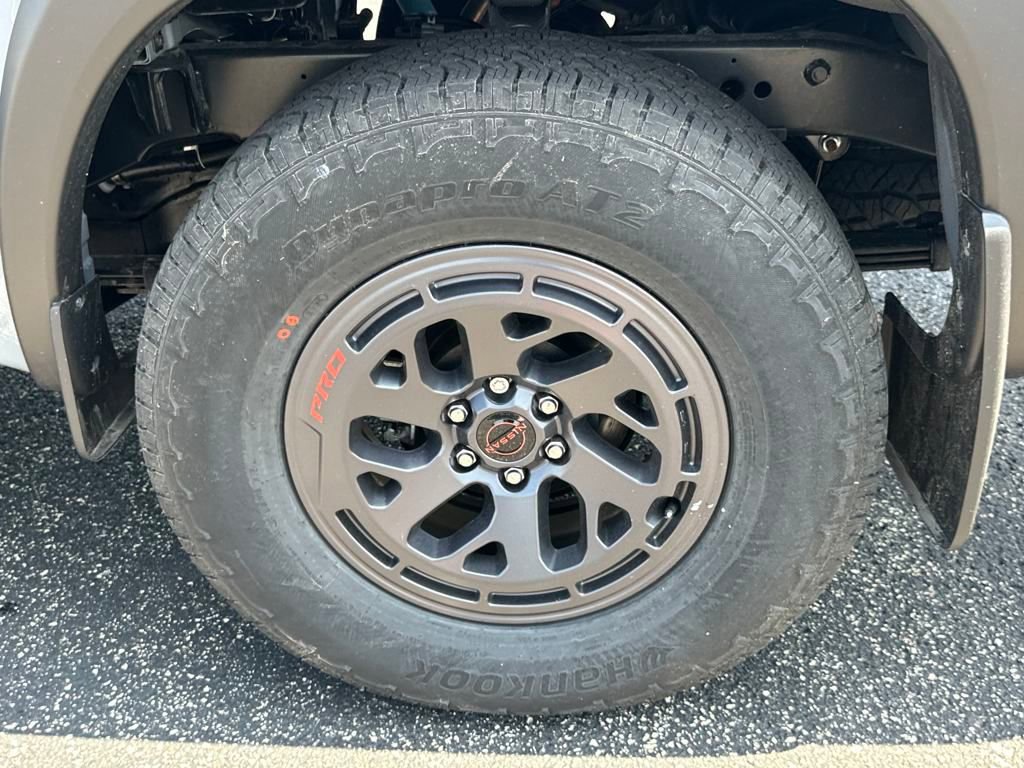 New 2025 Nissan Frontier PRO-4X w/ Tow Package image 31