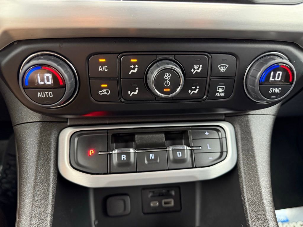 Used 2023 GMC Acadia SLT image 46