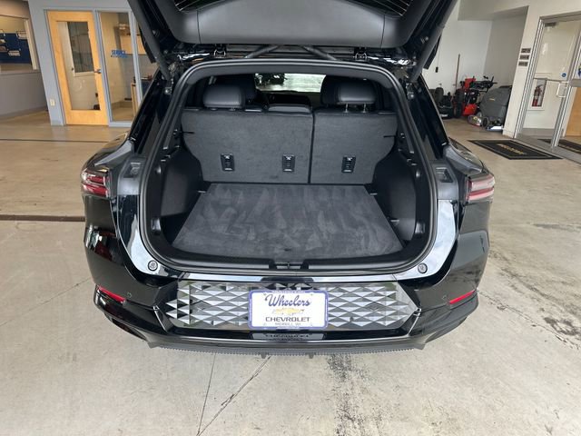 Used 2025 Chevrolet Equinox EV RS image 24