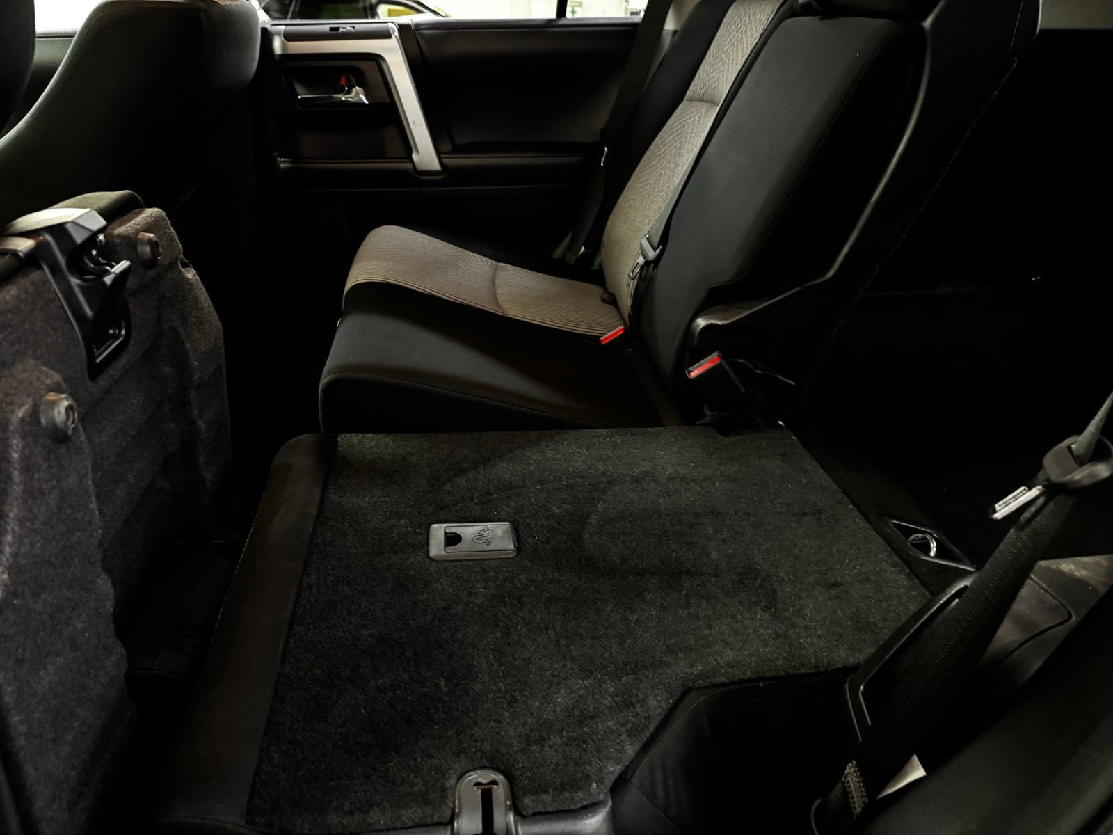 Used 2018 Toyota 4Runner SR5 image 32