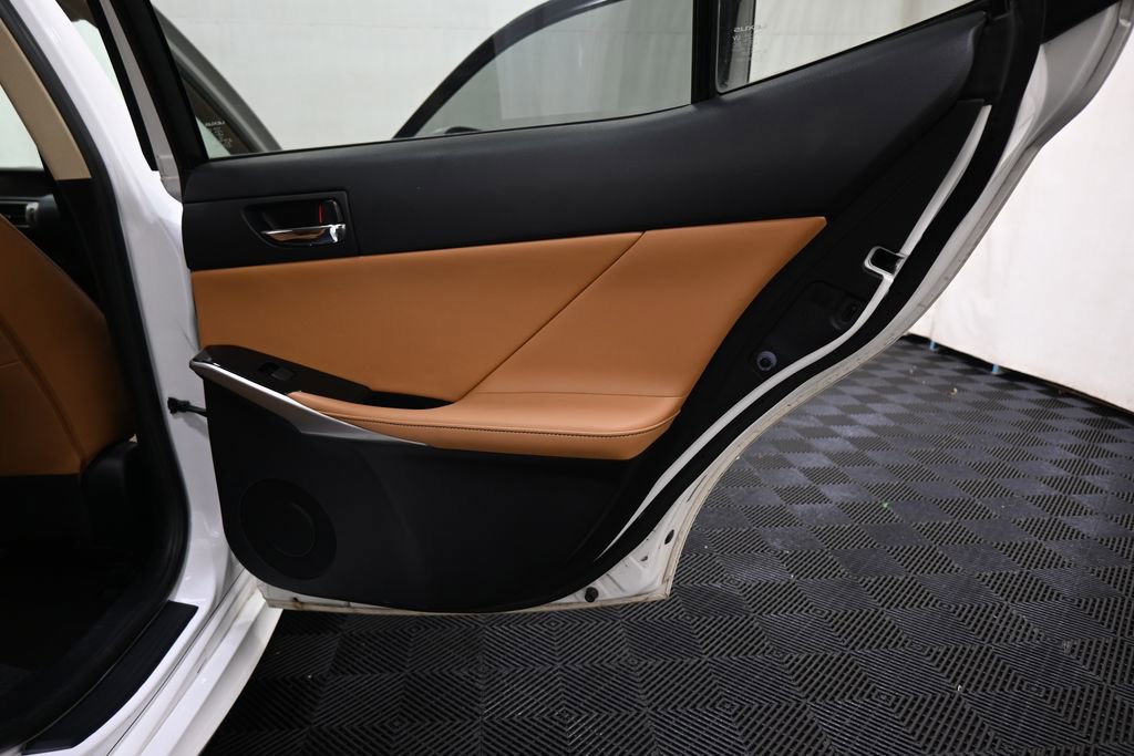 Used 2015 Lexus IS 250 250 w/ Navigation System Package image 22
