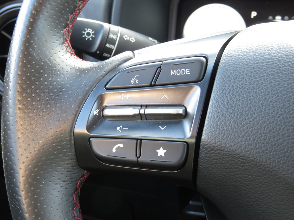 Used 2022 Hyundai Kona N Line image 21