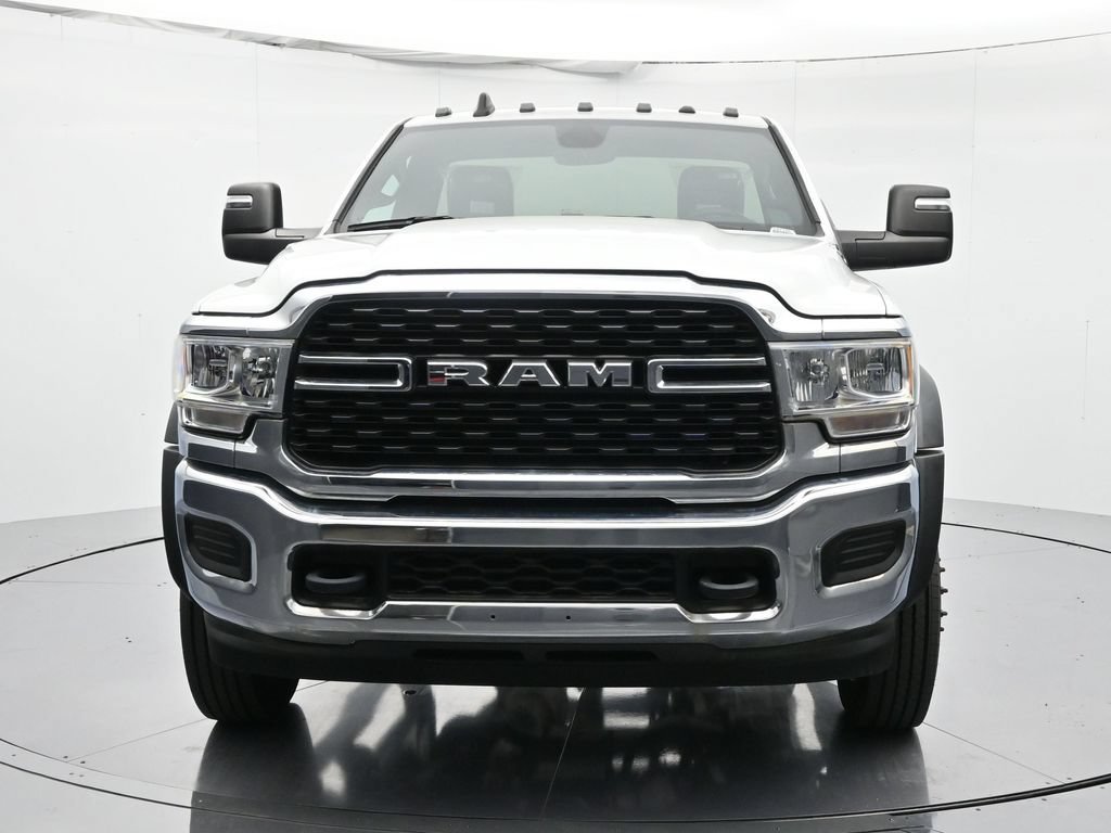 Used 2023 RAM 4500 SLT w/ Quick Order Package 2YG SLT RWD image 2