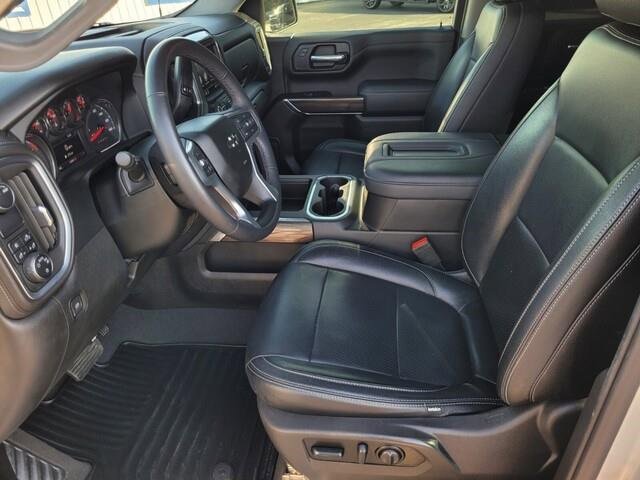 Used 2022 Chevrolet Silverado 1500 RST w/ Bed Protection Package image 29