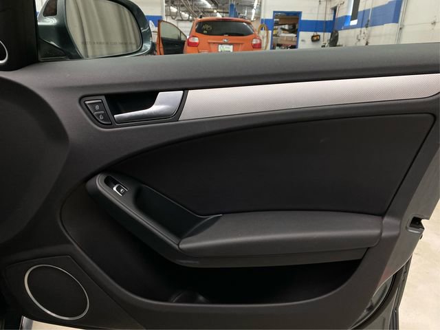 Used 2016 Audi A4 2.0T Premium Plus w/ Technology Package image 27