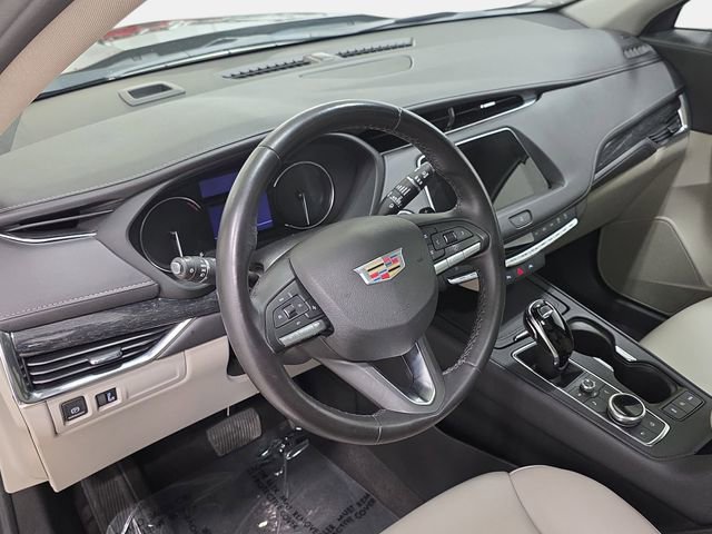 Certified 2022 Cadillac XT4 Premium Luxury w/ Enhanced Visibility Package image 13