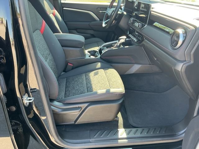 Used 2023 Chevrolet Colorado Z71 image 30