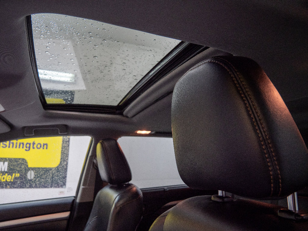 Used 2017 Toyota Highlander XLE image 13