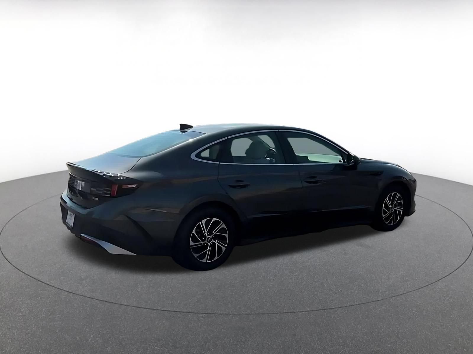 Used 2026 Hyundai Sonata Blue FWD image 14