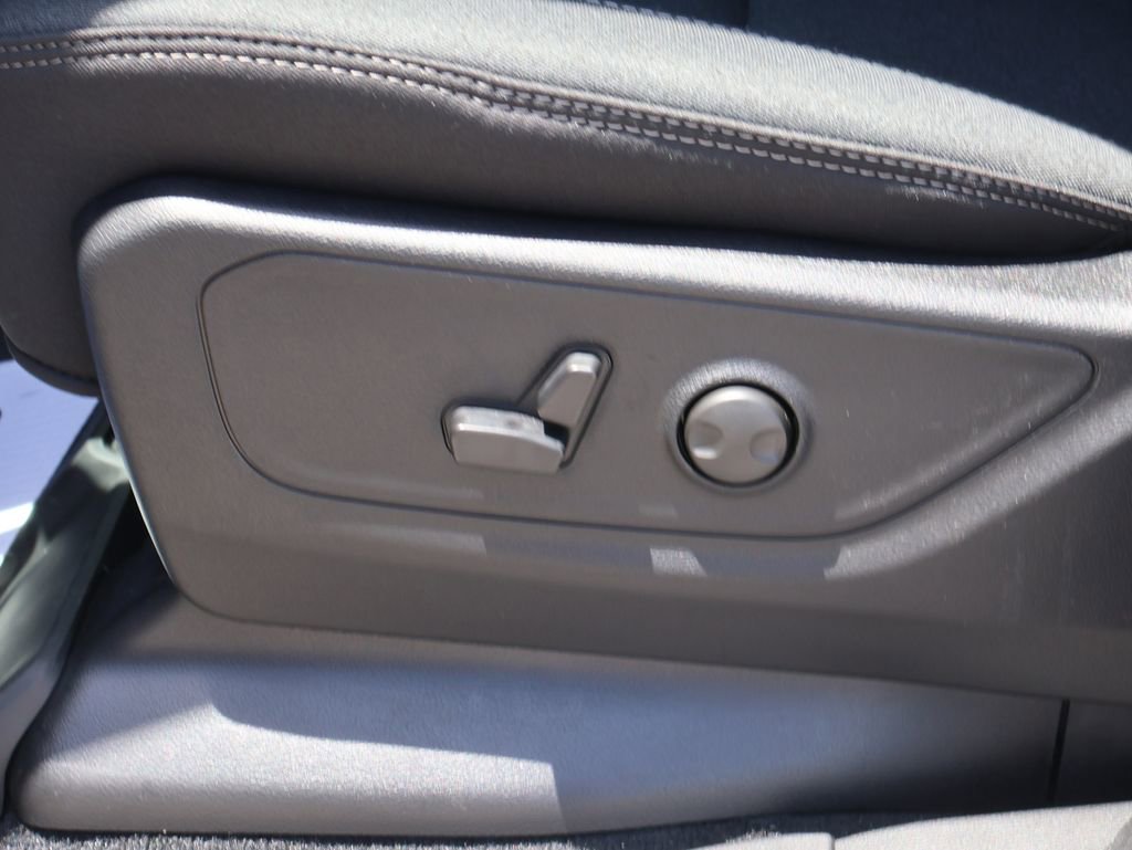 New 2026 RAM 1500 Big Horn AWD/4WD image 23