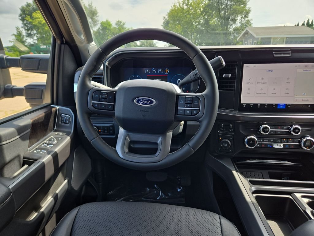 New 2026 Ford F250 Lariat w/ Black Appearance Package AWD/4WD image 13