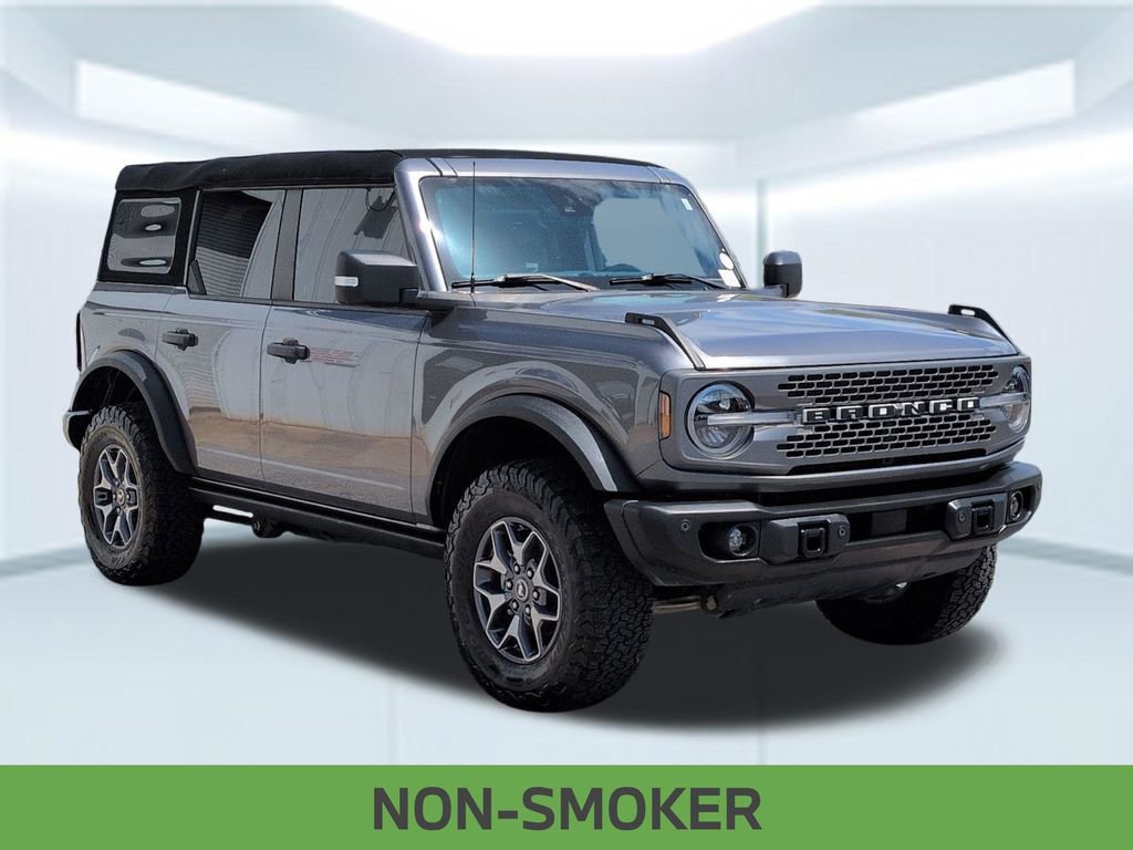 Used 2023 Ford Bronco Badlands image 9