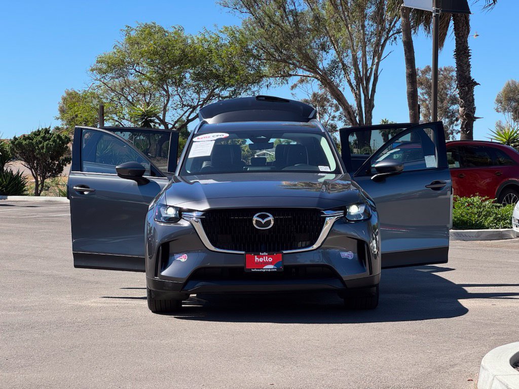 Certified 2024 MAZDA CX-90 Plug-In Hybrid w/ Preferred AWD/4WD image 29