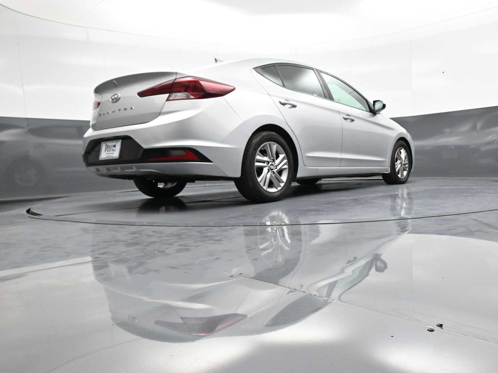 Used 2019 Hyundai Elantra Value Edition FWD image 29