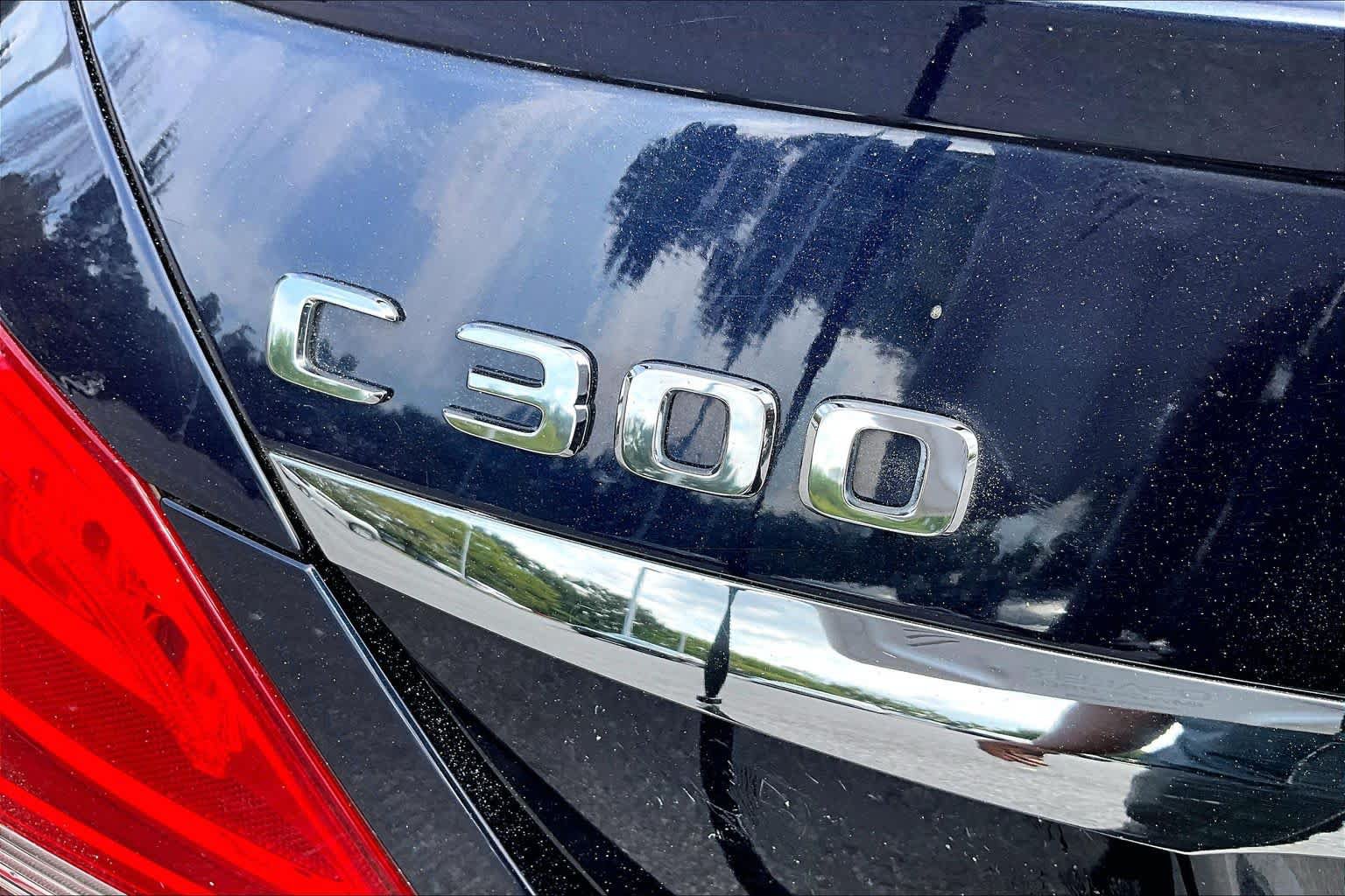 Used 2018 Mercedes-Benz C 300 4MATIC Sedan image 10
