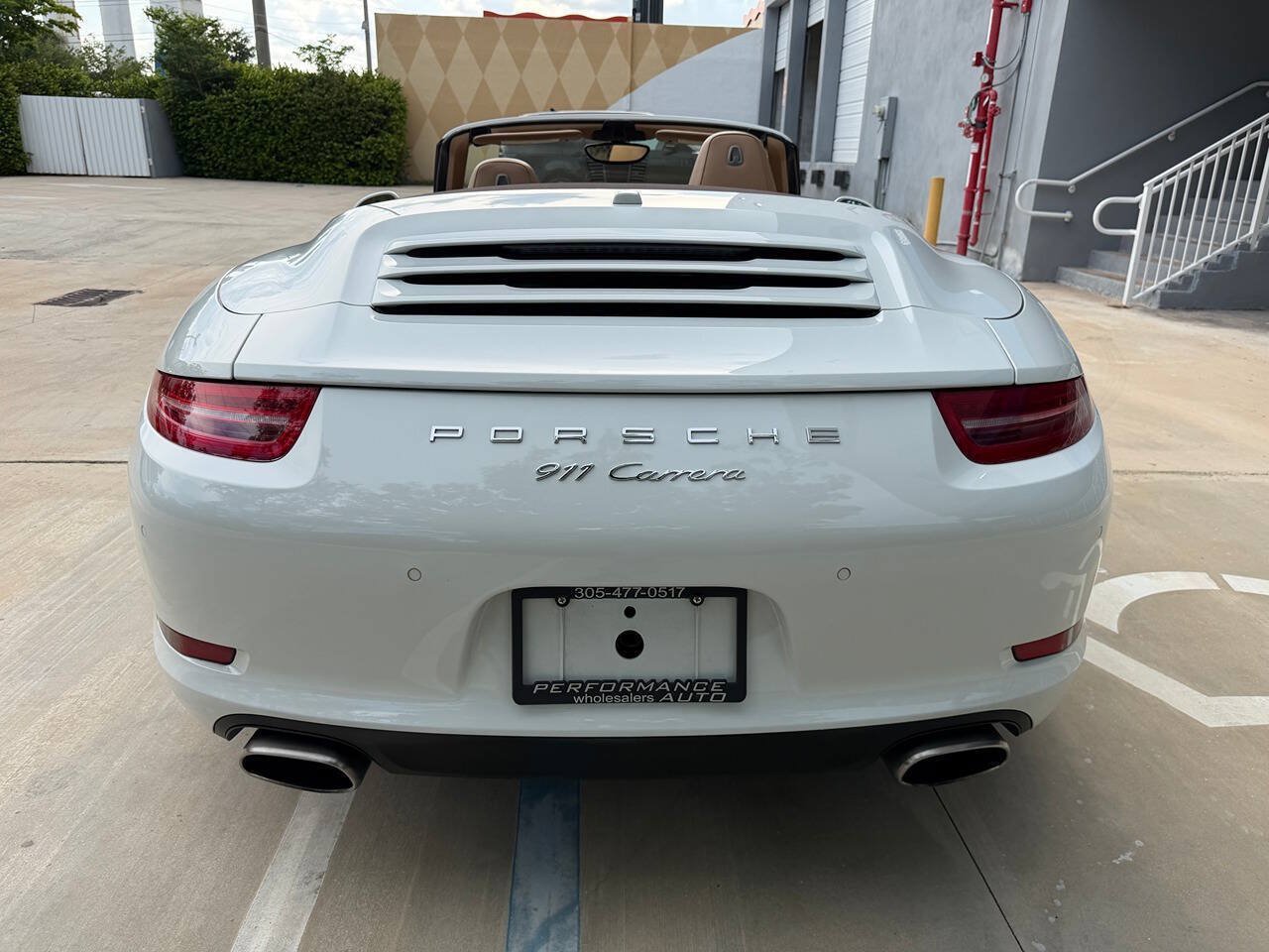 Used 2015 Porsche 911 Carrera RWD image 9