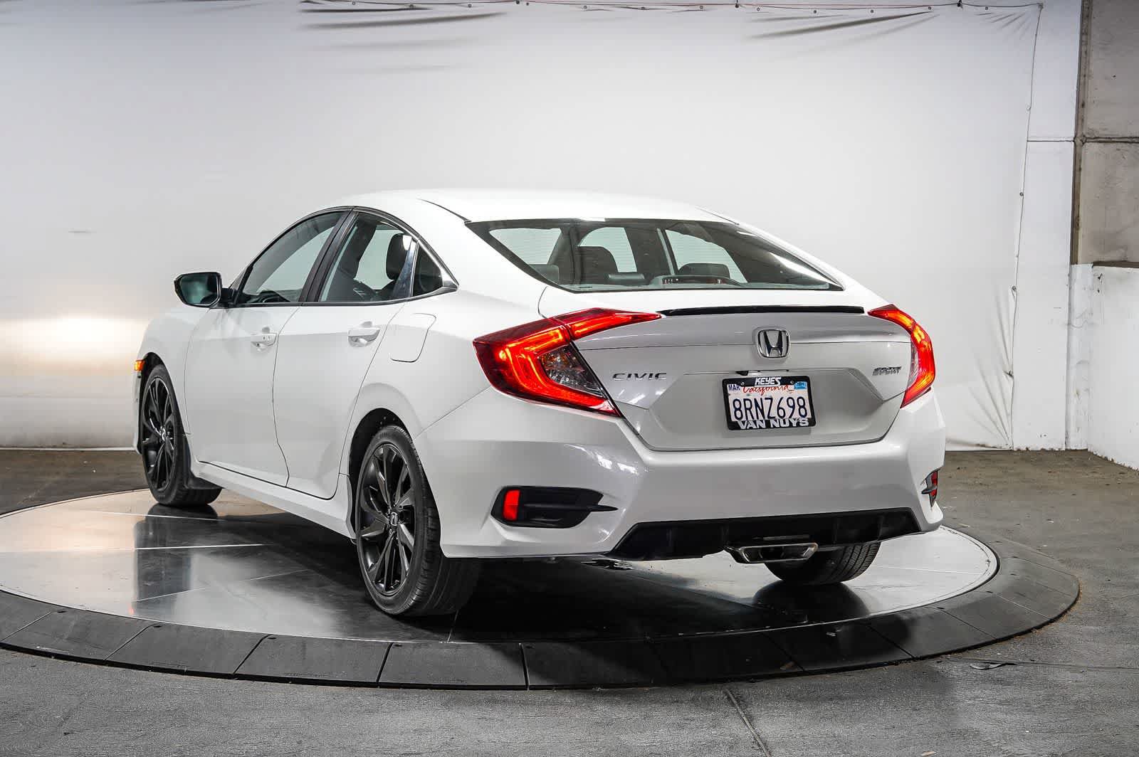 Used 2020 Honda Civic Sport image 2