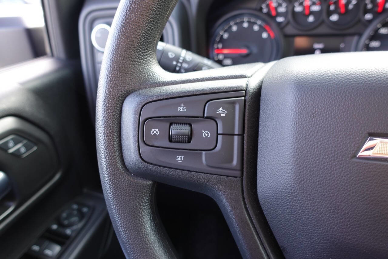 Used 2025 Chevrolet Silverado 2500 Custom w/ Custom Value Package image 47