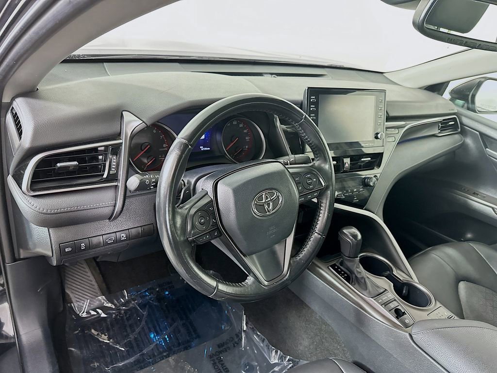 Used 2023 Toyota Camry XSE image 14