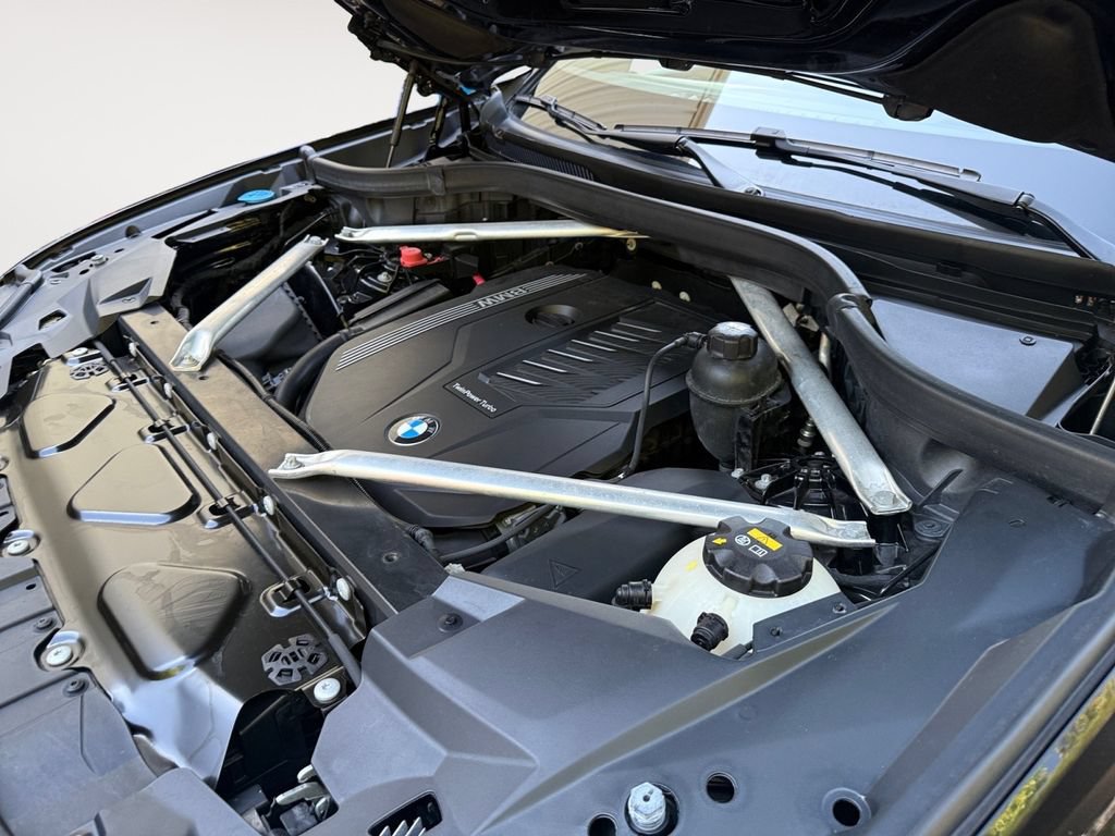 Used 2020 BMW X5 xDrive40i w/ Premium Package AWD/4WD image 29