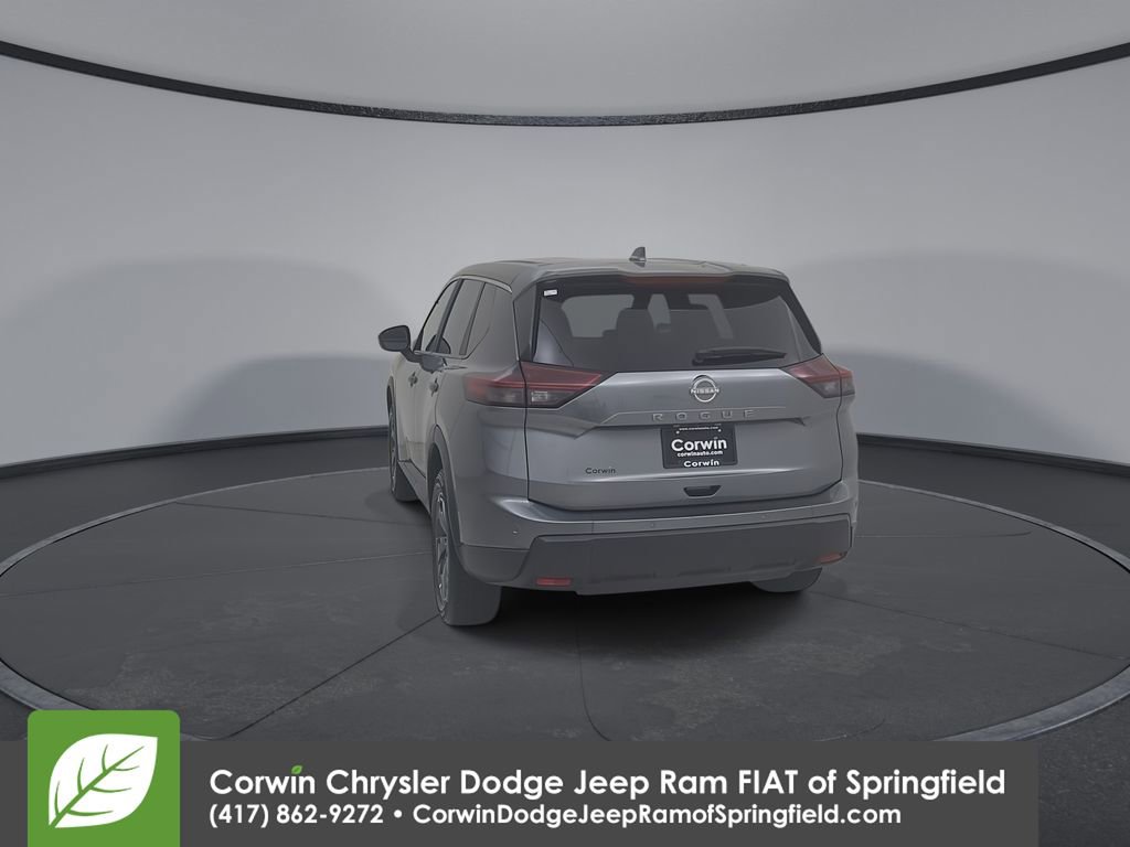 Used 2025 Nissan Rogue SV FWD image 12