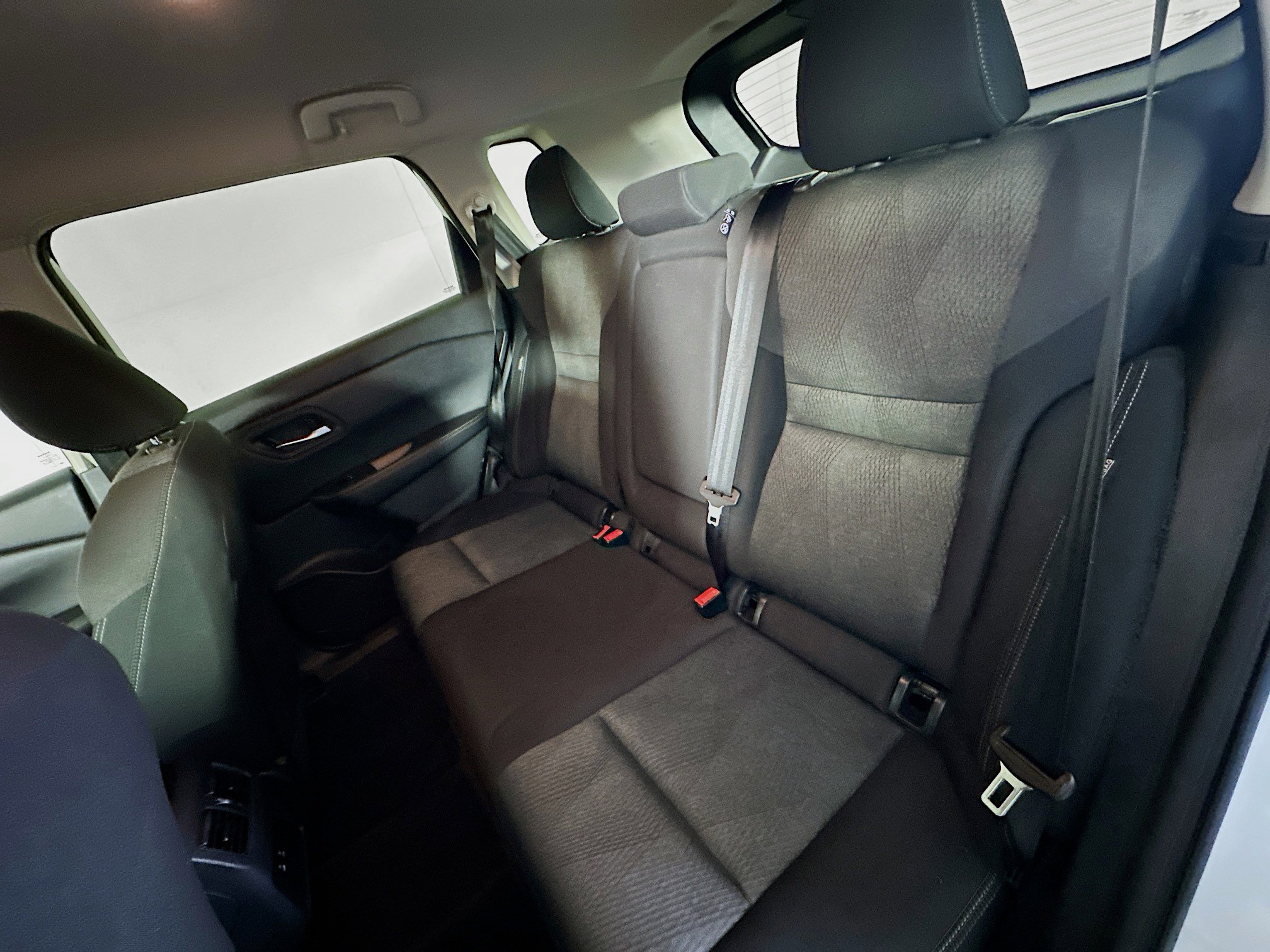 Used 2024 Nissan Rogue SV image 26