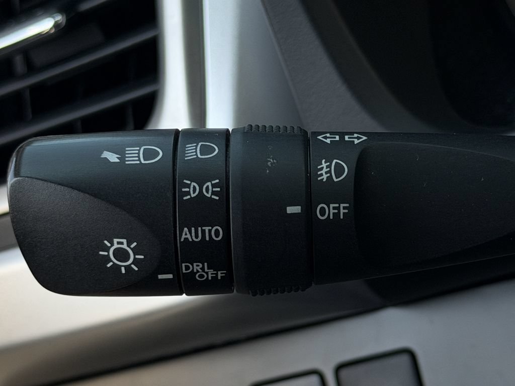 Used 2016 Toyota Highlander XLE FWD image 21