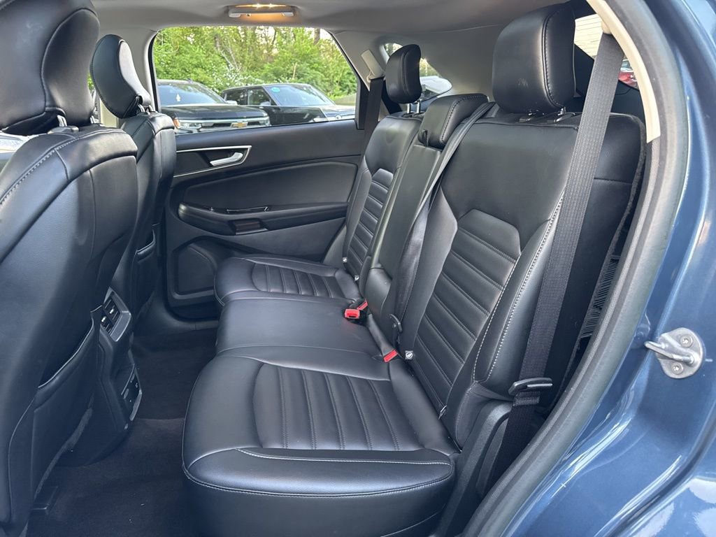 Used 2019 Ford Edge SEL w/ Equipment Group 201A image 5