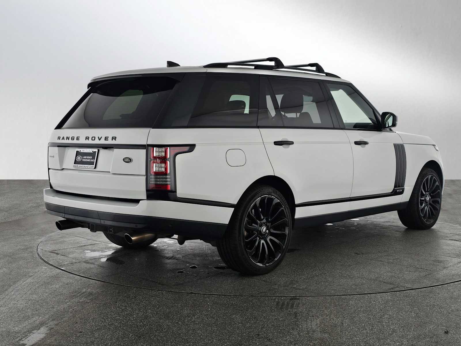 Used 2017 Land Rover Range Rover Long Wheelbase Supercharged AWD/4WD image 35
