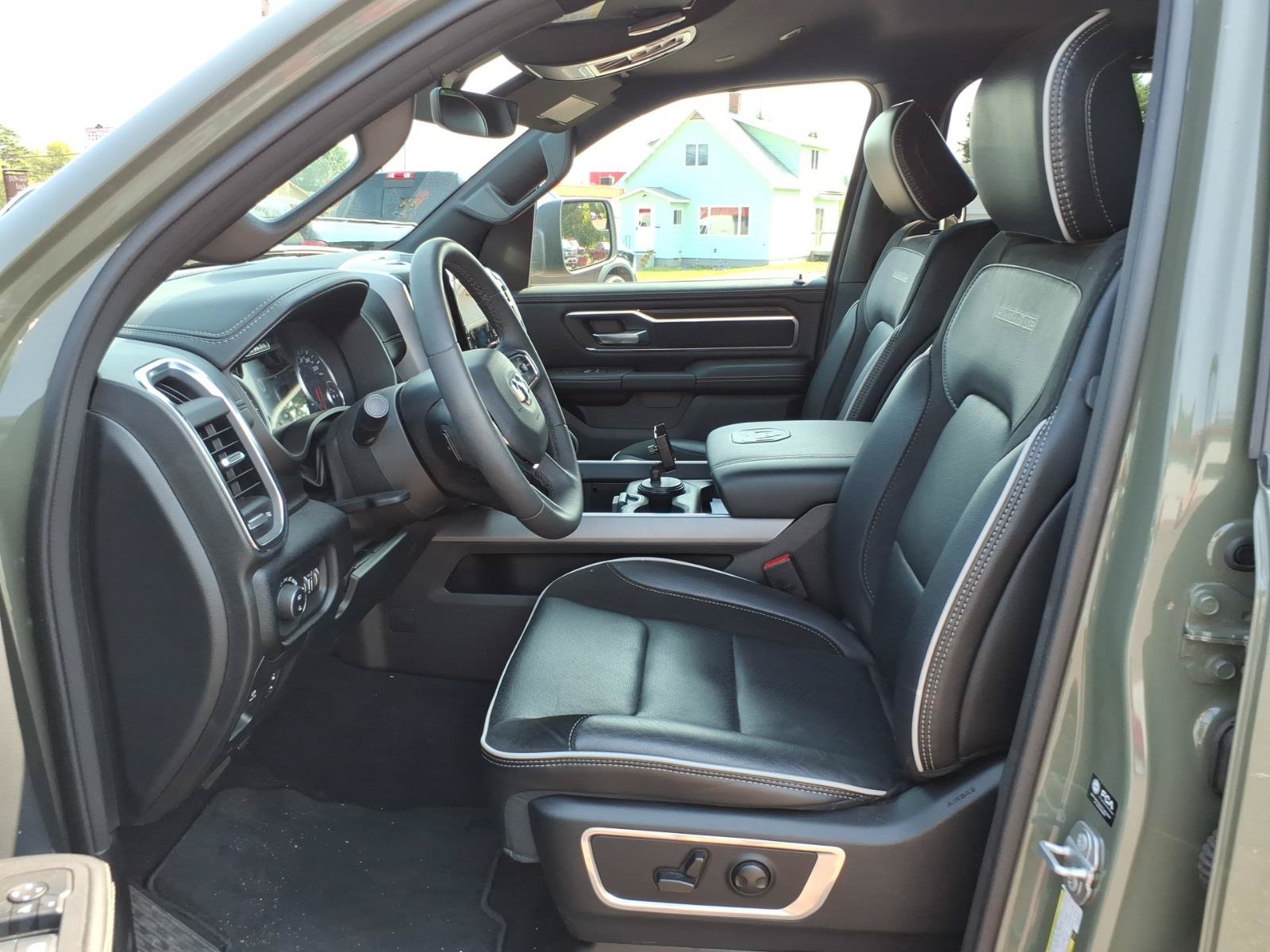 Used 2026 RAM 1500 Laramie AWD/4WD image 10