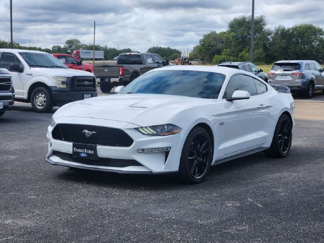 Used 2021 Ford Mustang GT Premium RWD image 3