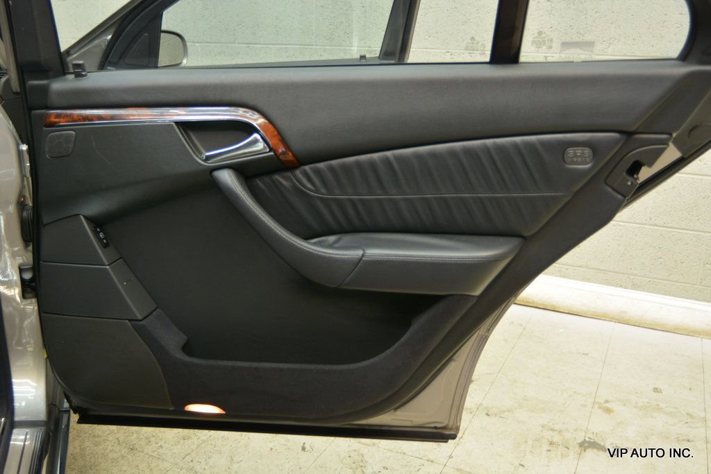 Used 2004 Mercedes-Benz S 500 4MATIC image 10
