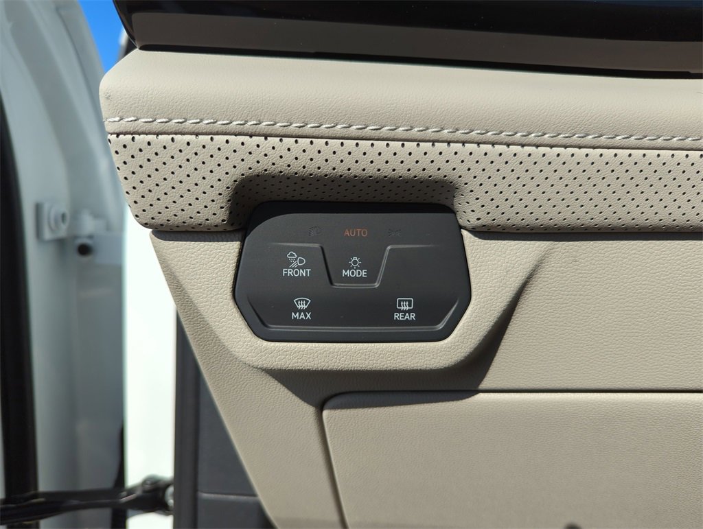 New 2026 Volkswagen Atlas SE image 37