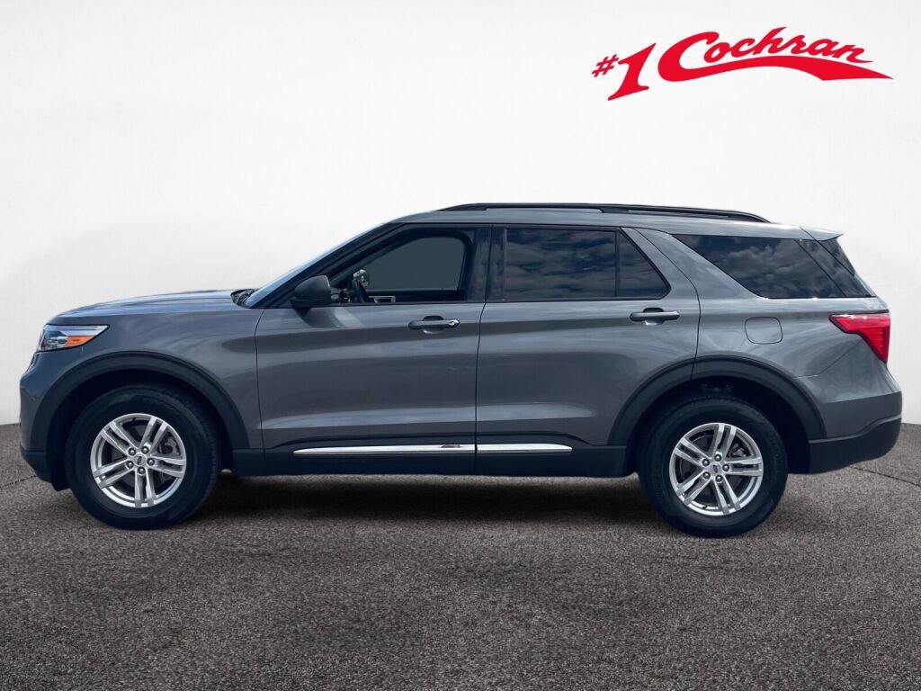 Used 2024 Ford Explorer XLT w/ Equipment Group 202A AWD/4WD image 24
