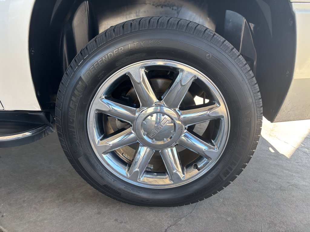 Used 2013 GMC Yukon XL Denali AWD/4WD image 64