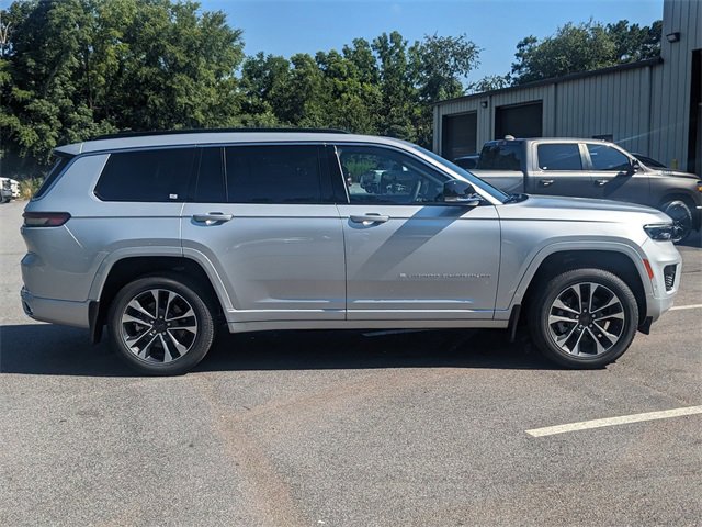 New 2025 Jeep Grand Cherokee L Overland image 3