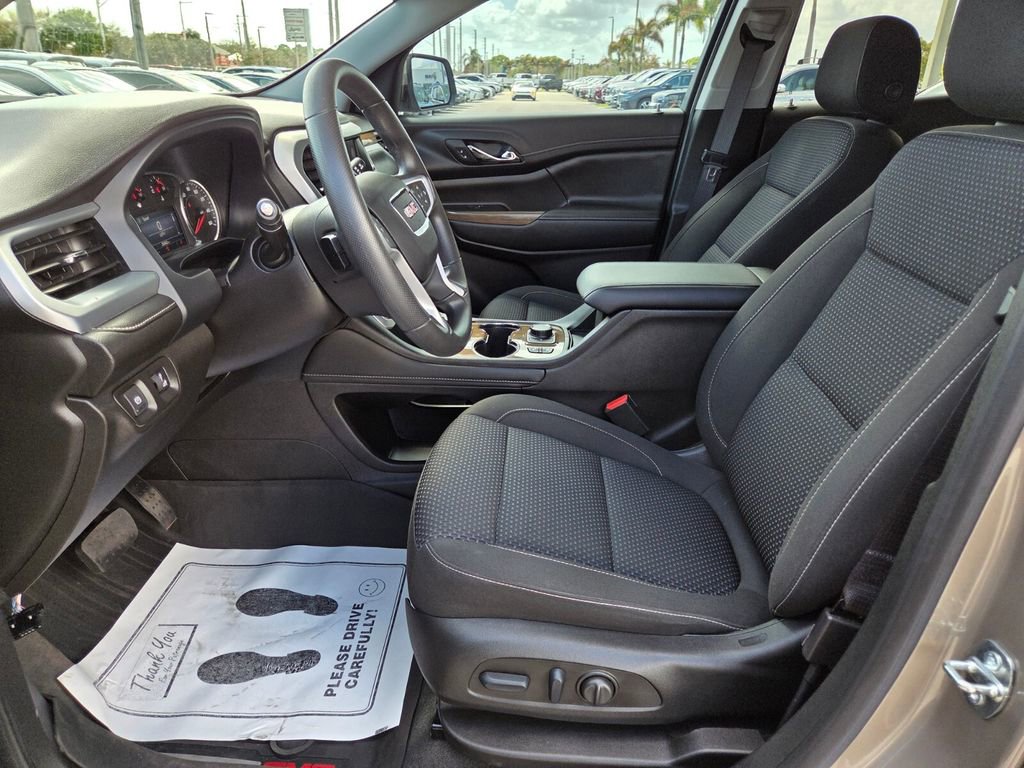Used 2023 GMC Acadia SLE w/ Driver Convenience Package image 25